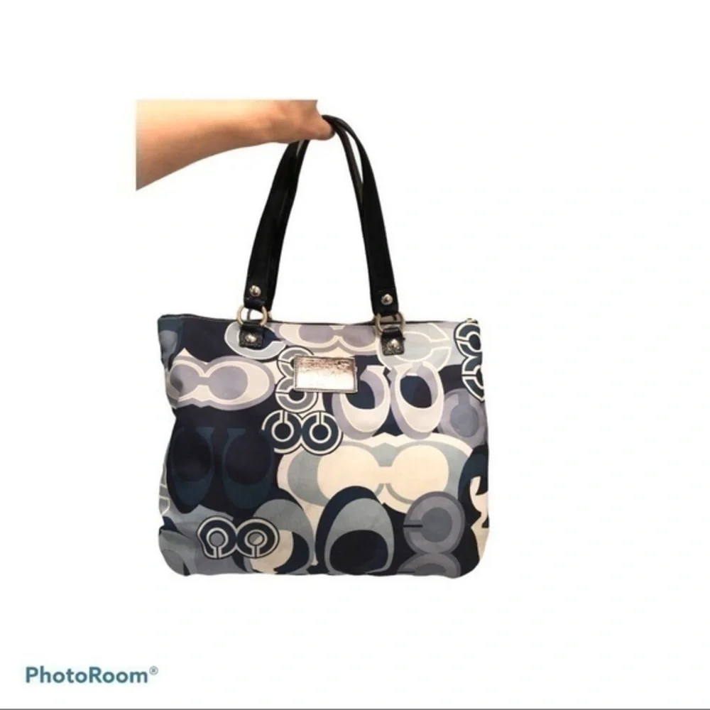 Coach poppy RARE blue c denim appliqué tote bag